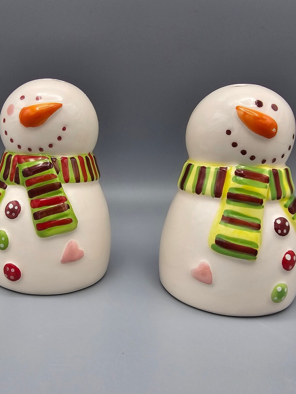 Avon 1980 Ceramic Snowman Salt and Pepper Shakers